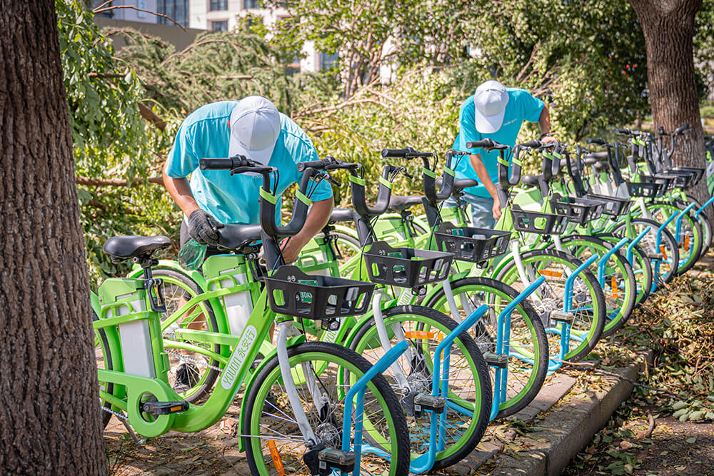 臺風(fēng)貝碧嘉過(guò)后公司派出百人維保團隊保障車(chē)輛使用1