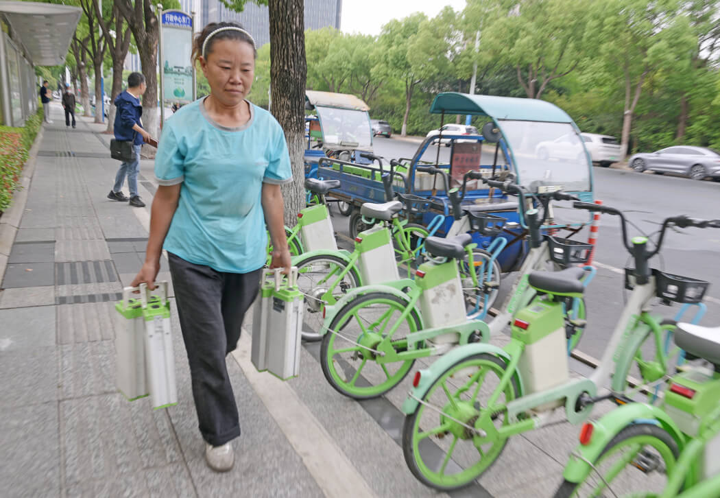 追著(zhù)星光與晨光，守護城市通行“最后一公里”1