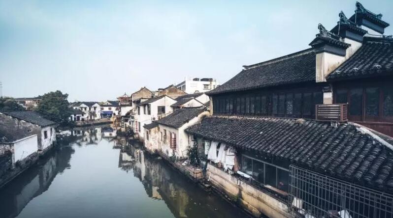 C:\Users\Administrator\Desktop\5.jpg C:\Users\Administrator\Desktop\5.jpg