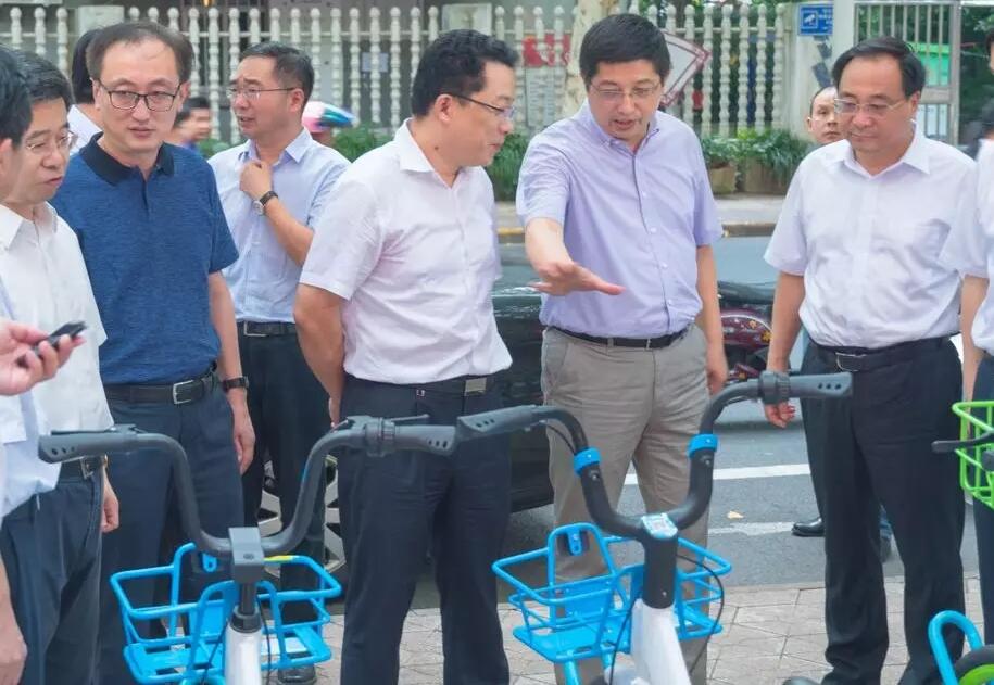 C:\Users\Administrator\Desktop\3.jpg C:\Users\Administrator\Desktop\3.jpg