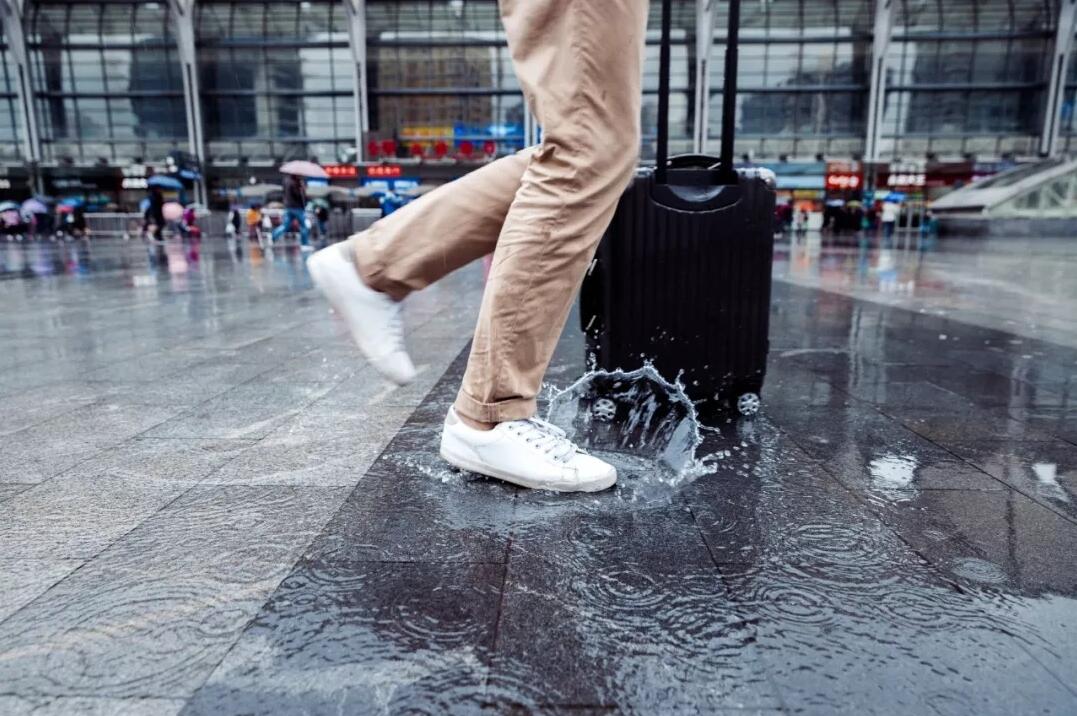 C:\Users\Administrator\Desktop\5.jpg C:\Users\Administrator\Desktop\5.jpg